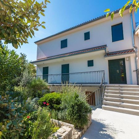 Apartment Loncaric Zuti Crikvenica Exterior foto
