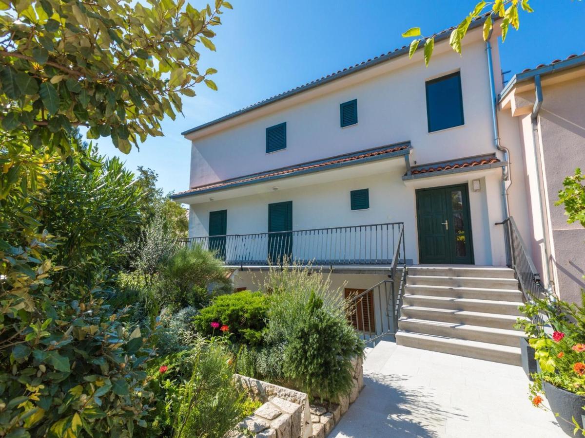 Apartment Loncaric Zuti Crikvenica Exterior foto
