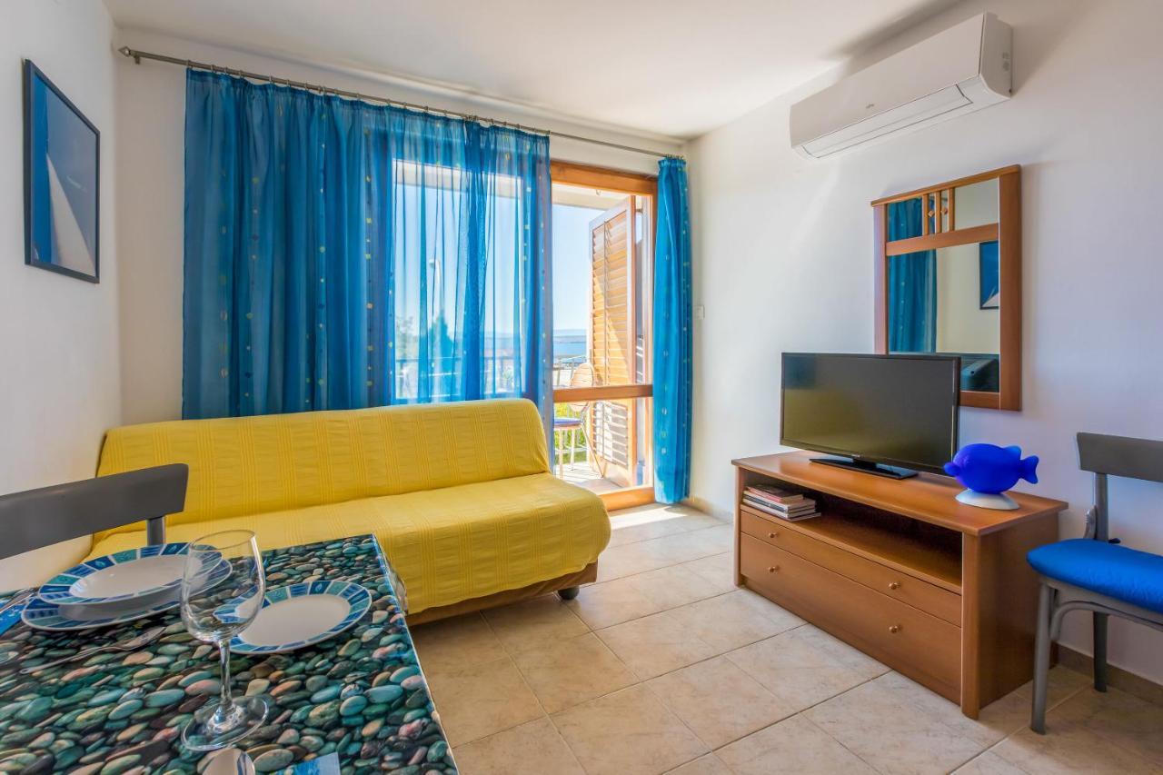 Apartment Loncaric Zuti Crikvenica Exterior foto