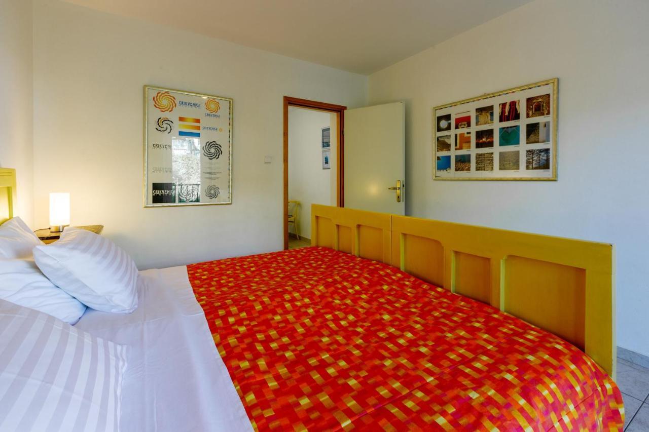 Apartment Loncaric Zuti Crikvenica Exterior foto