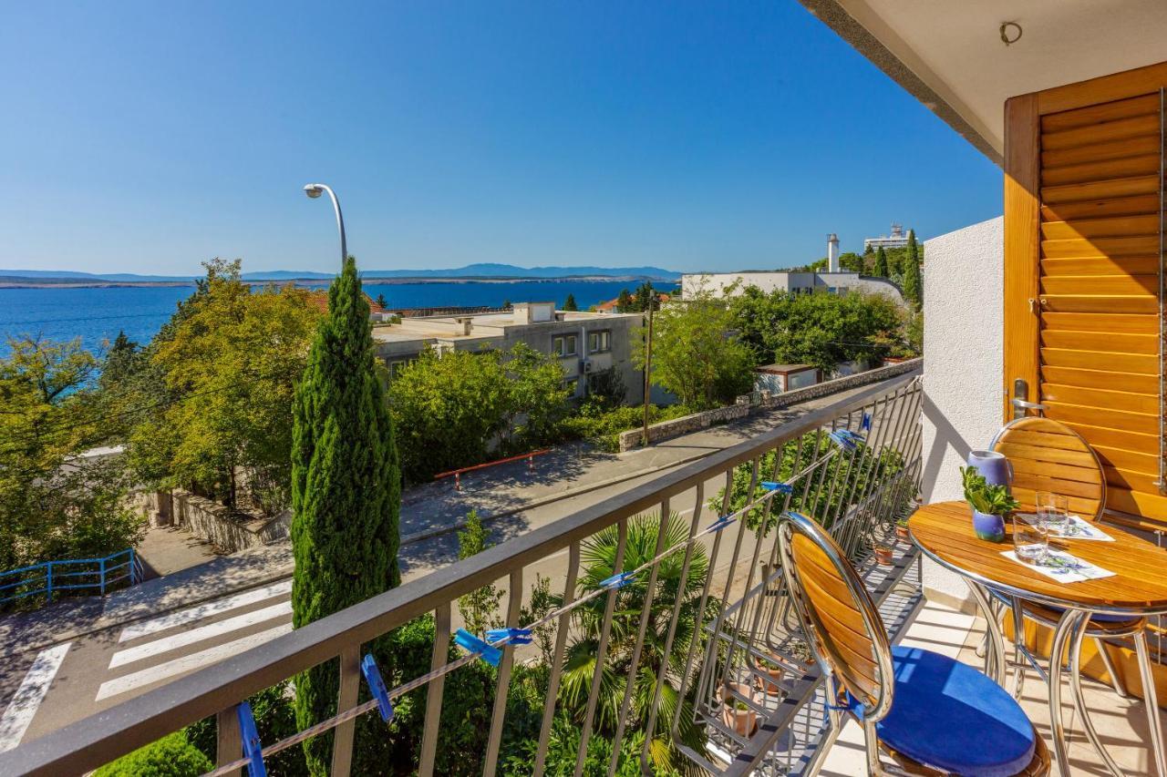 Apartment Loncaric Zuti Crikvenica Exterior foto