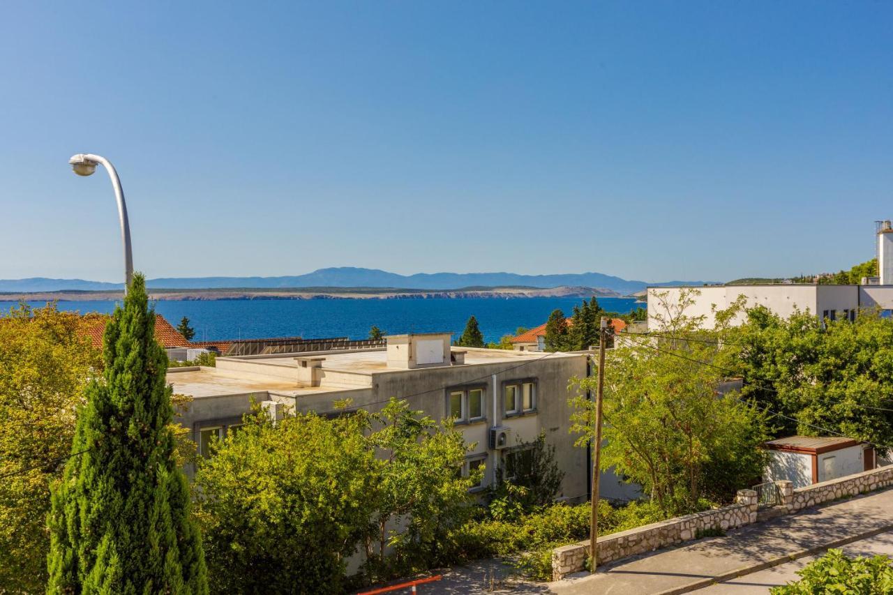 Apartment Loncaric Zuti Crikvenica Exterior foto